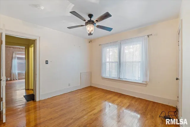 $139,900 | 2416 30th Street, Rock Island, IL 61201