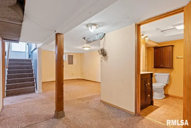 $139,900 | 2416 30th Street, Rock Island, IL 61201