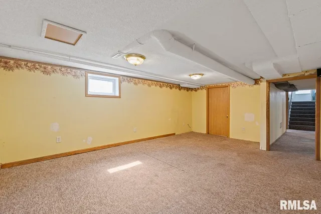 $139,900 | 2416 30th Street, Rock Island, IL 61201