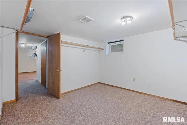 $139,900 | 2416 30th Street, Rock Island, IL 61201