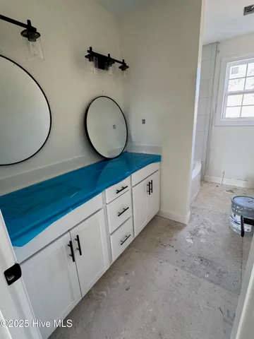 $649,900 | 406 Salt Creek Road, Swansboro, NC 28584