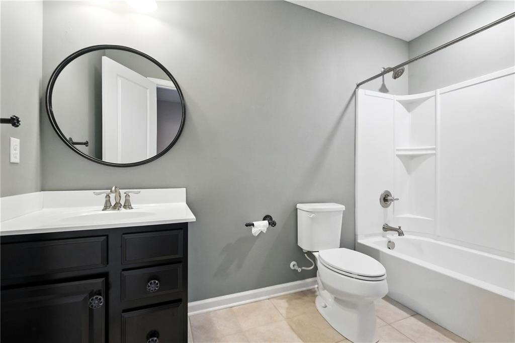 1010 Blackhawk Road Valencia, PA 16059 - Photo 30 of 50 Communal Bathroom Upstairs