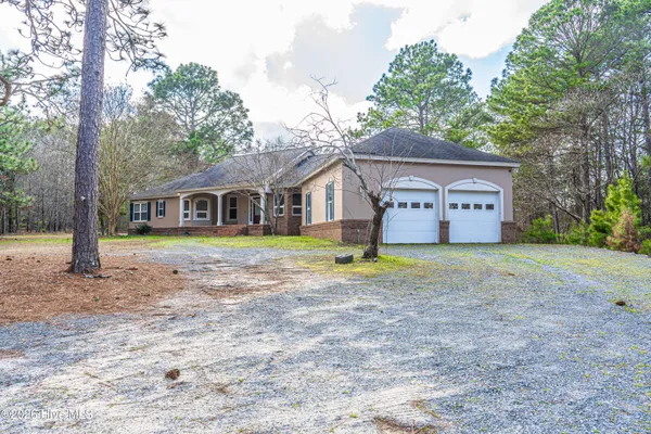 $425,000 | 147 Shadywood Court, West End, NC 27376