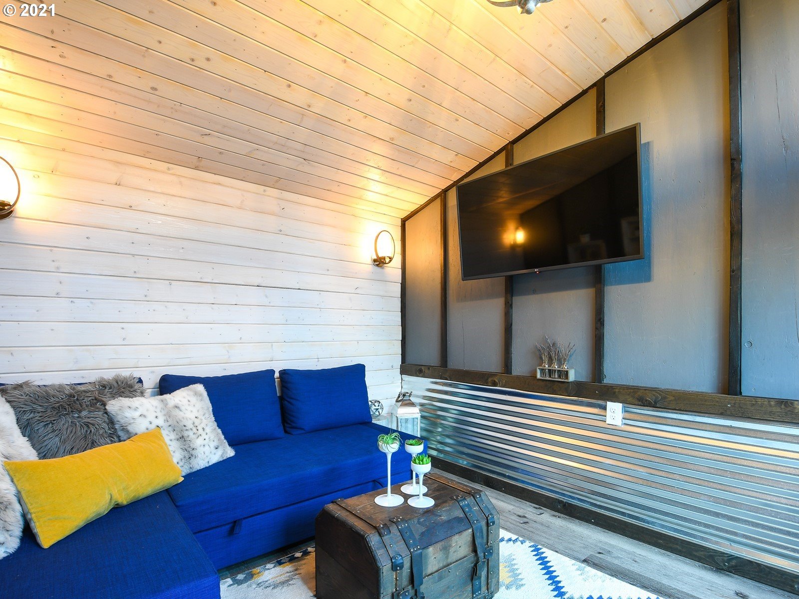 115 South 4th Avenue Ridgefield, WA 98642 - Photo 22 of 32 a view of outdoor seating space with furniture