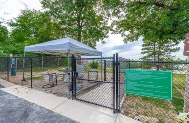 $142,000 | 459 West 104th Street, Unit A, Kansas City, MO 64114