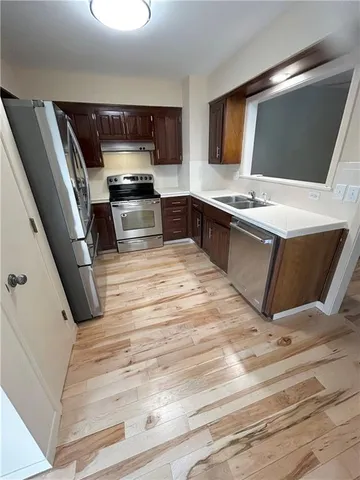 $142,000 | 459 West 104th Street, Unit A, Kansas City, MO 64114