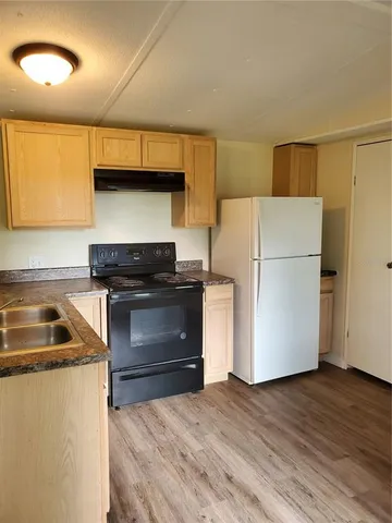 $1,400 | 3511 Mud Lake Road, Plant City, FL 33566