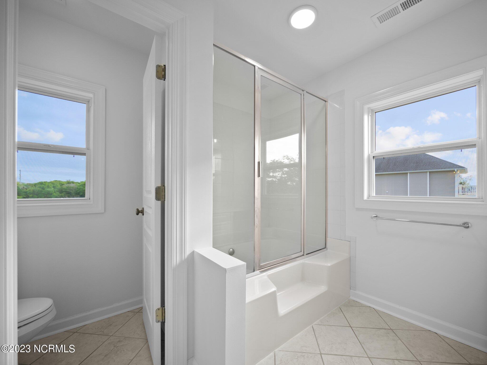 11 W Ridge Surf City, NC 28445 - Photo 35 of 50 47-web-or-mls-P1011041