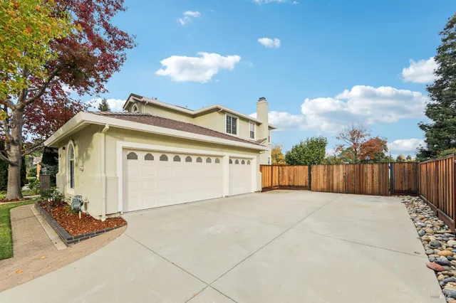 $1,725,000 | 1767 Embassy Circle, Livermore, CA 94550