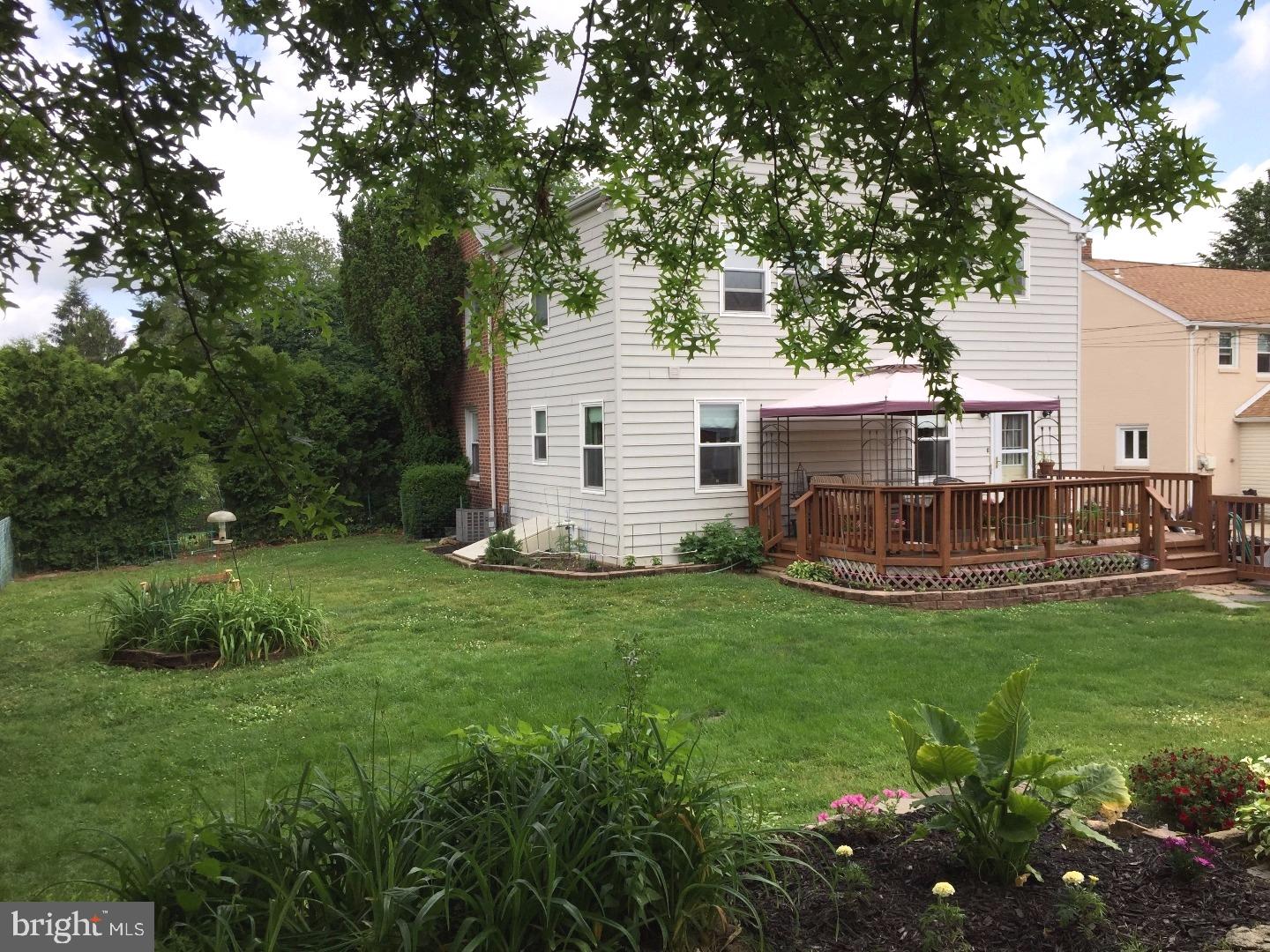 619 Prospect Road Springfield, PA 19064 - Photo 23 of 25 Back Yard