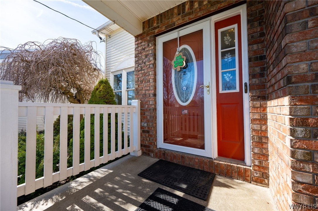 4746 Bayview Road Hamburg, NY 14075 - Photo 4 of 40