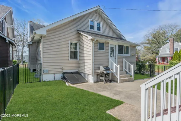 $6,000 | 115 Grassmere Avenue, Unit N, Interlaken, NJ 07712