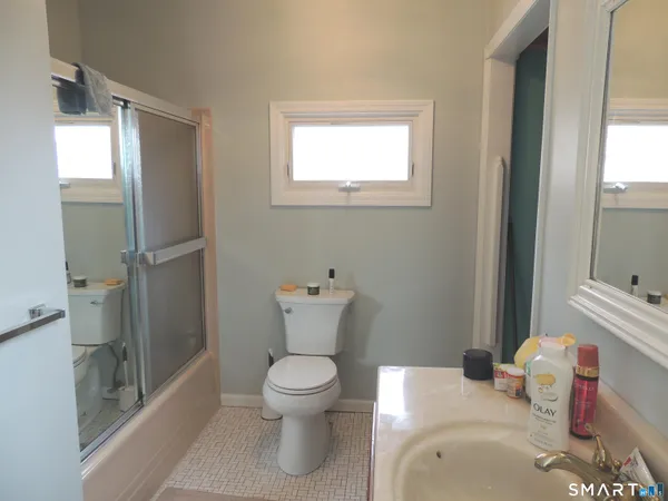 $3,500 | 124 South Montowese Street, Unit 10, Branford, CT 06405