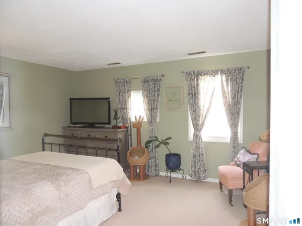 $3,500 | 124 South Montowese Street, Unit 10, Branford, CT 06405