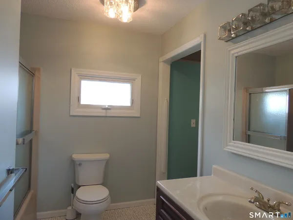 $3,500 | 124 South Montowese Street, Unit 10, Branford, CT 06405