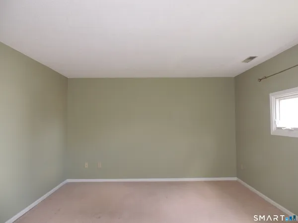 $3,500 | 124 South Montowese Street, Unit 10, Branford, CT 06405