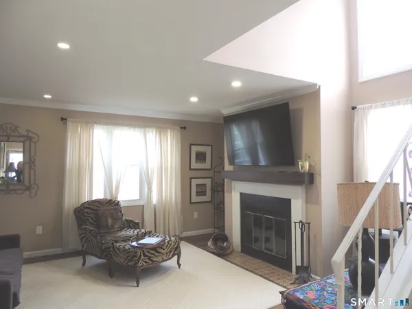 $3,500 | 124 South Montowese Street, Unit 10, Branford, CT 06405