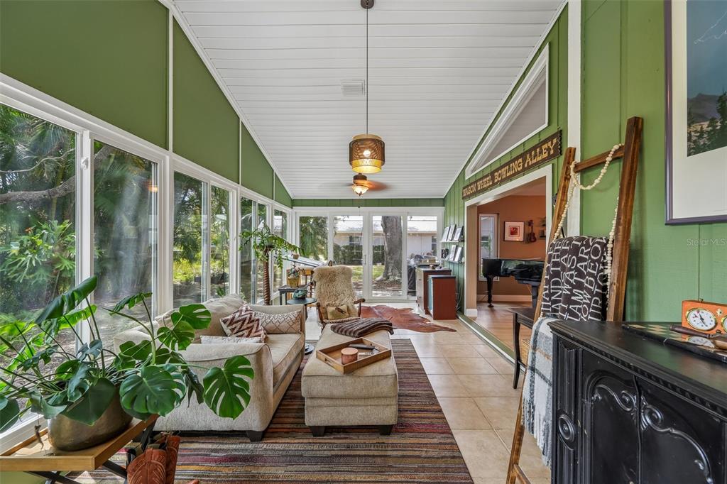 3757 Countryside Road Sarasota, FL 34233 - Photo 18 of 33