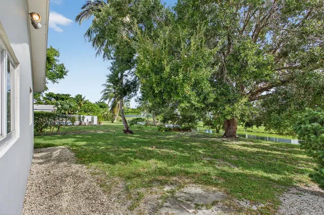 $825,000 | 2421 Northwest 114th Avenue, Coral Springs, FL 33065