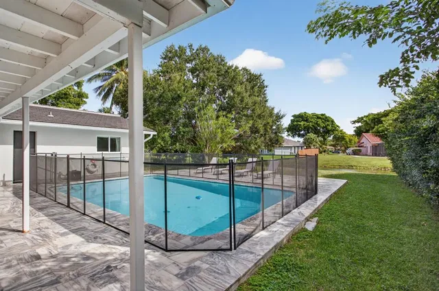 $825,000 | 2421 Northwest 114th Avenue, Coral Springs, FL 33065