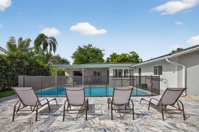 $825,000 | 2421 Northwest 114th Avenue, Coral Springs, FL 33065