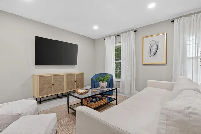 $825,000 | 2421 Northwest 114th Avenue, Coral Springs, FL 33065