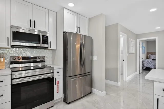 $825,000 | 2421 Northwest 114th Avenue, Coral Springs, FL 33065