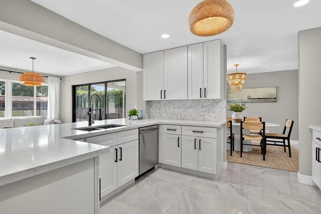 $825,000 | 2421 Northwest 114th Avenue, Coral Springs, FL 33065