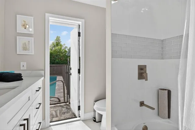 $825,000 | 2421 Northwest 114th Avenue, Coral Springs, FL 33065