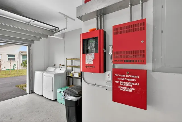 $825,000 | 2421 Northwest 114th Avenue, Coral Springs, FL 33065