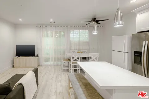 $799,000 | 16855 Balboa Boulevard, Van Nuys, CA 91406
