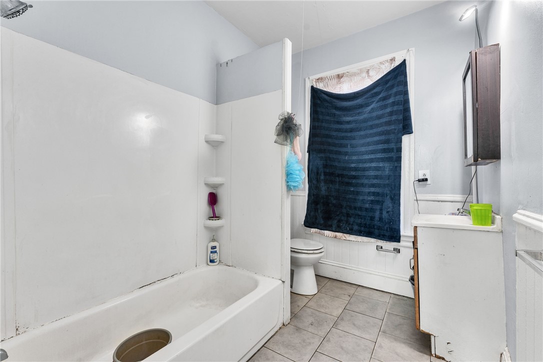 45 Wendell Street Providence, RI 02909 - Photo 34 of 41
