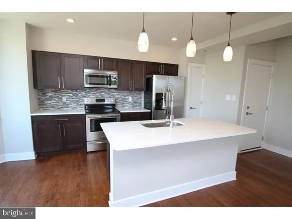 $2,200 | 400 South 45th Street, Unit 0A, Philadelphia, PA 19104