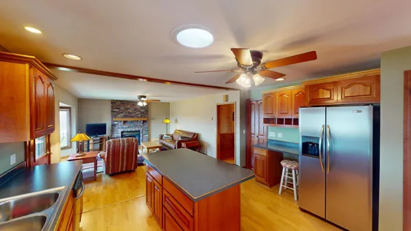 $229,900 | W670 Highway 35, Fountain City, WI 54629