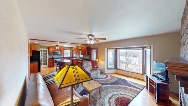 $229,900 | W670 Highway 35, Fountain City, WI 54629