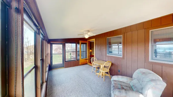 $229,900 | W670 Highway 35, Fountain City, WI 54629