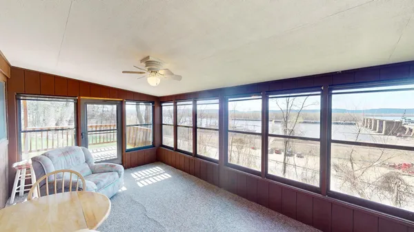 $229,900 | W670 Highway 35, Fountain City, WI 54629