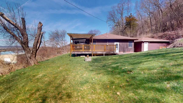 $229,900 | W670 Highway 35, Fountain City, WI 54629