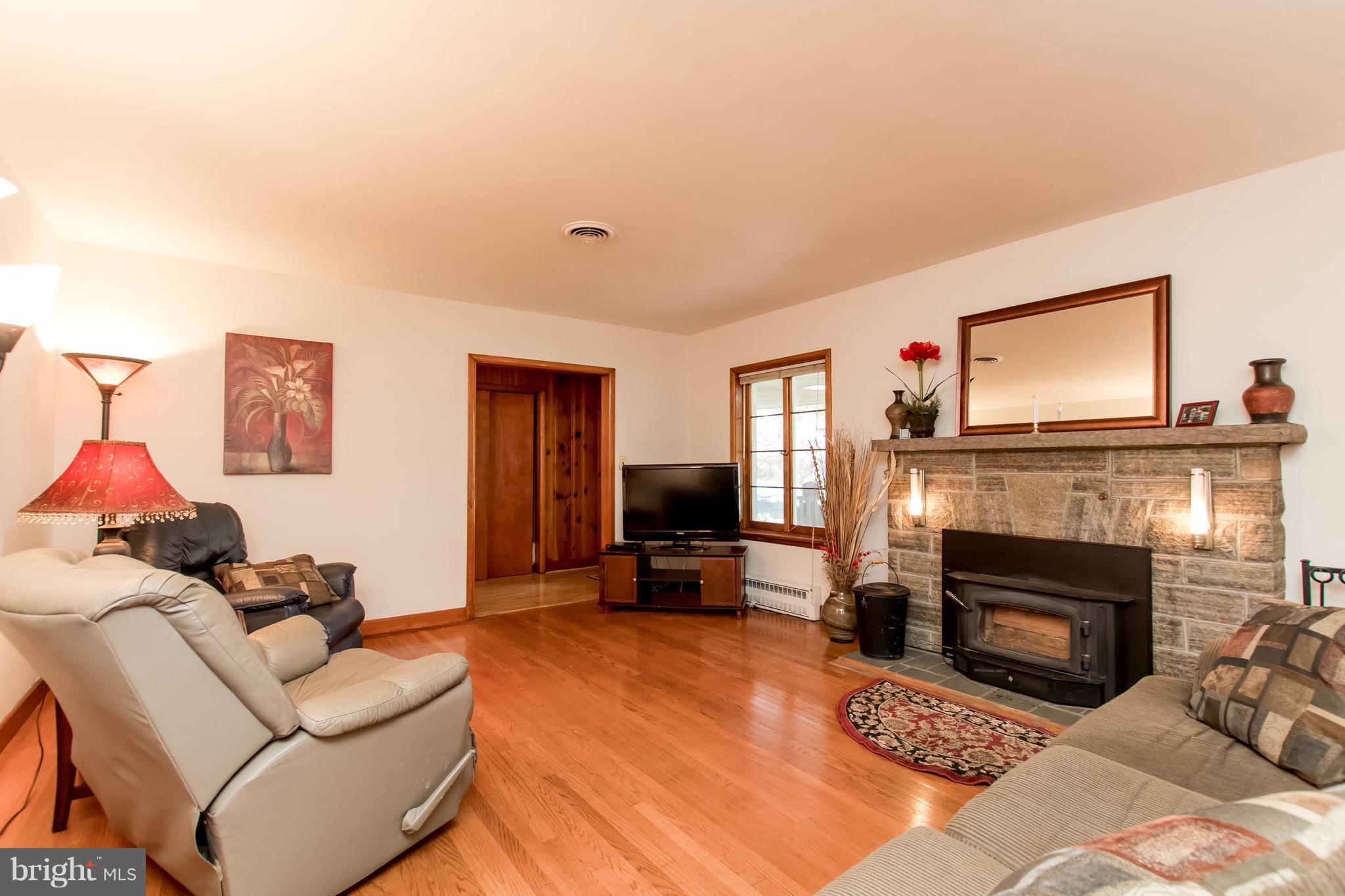 222 Hook Road Westminster, MD 21157 - Photo 8 of 24 original hardwoods