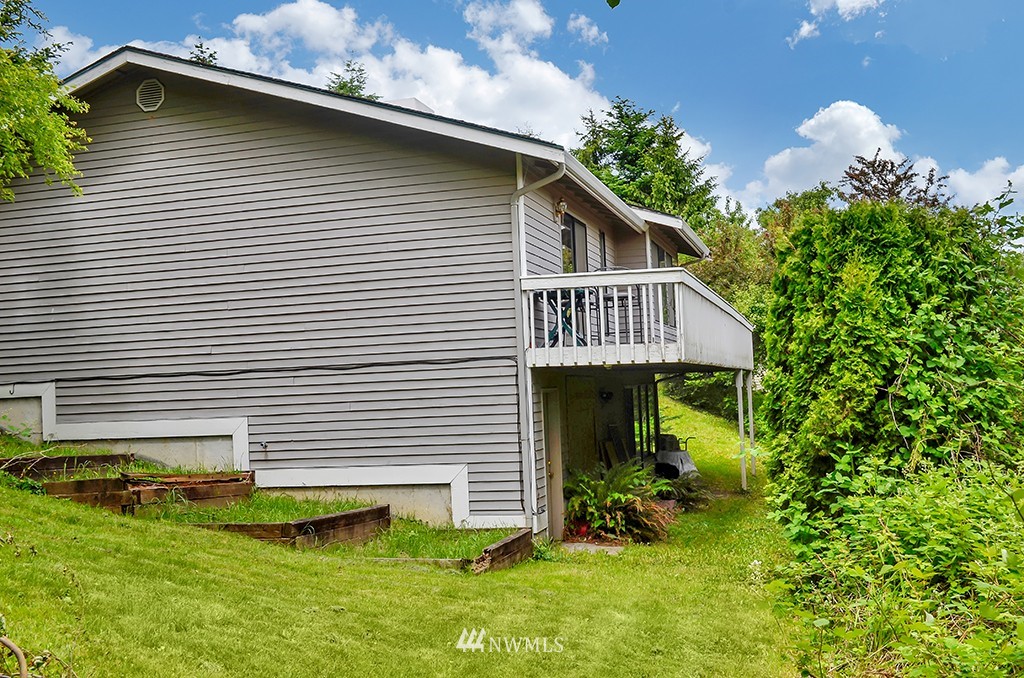 320 Maple Avenue Northwest Renton, WA 98057 - Photo 22 of 25