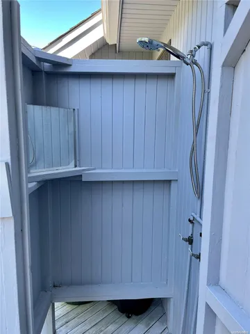 $6,150 | 180 Clipper Way, Ocean Beach, NY 11770