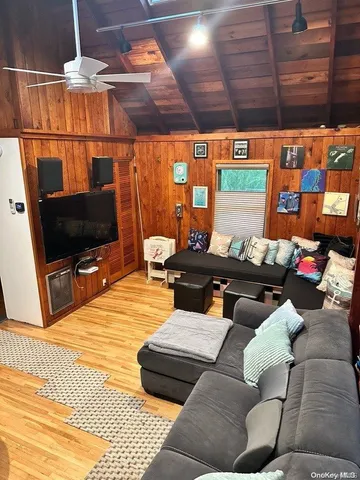 $6,150 | 180 Clipper Way, Ocean Beach, NY 11770