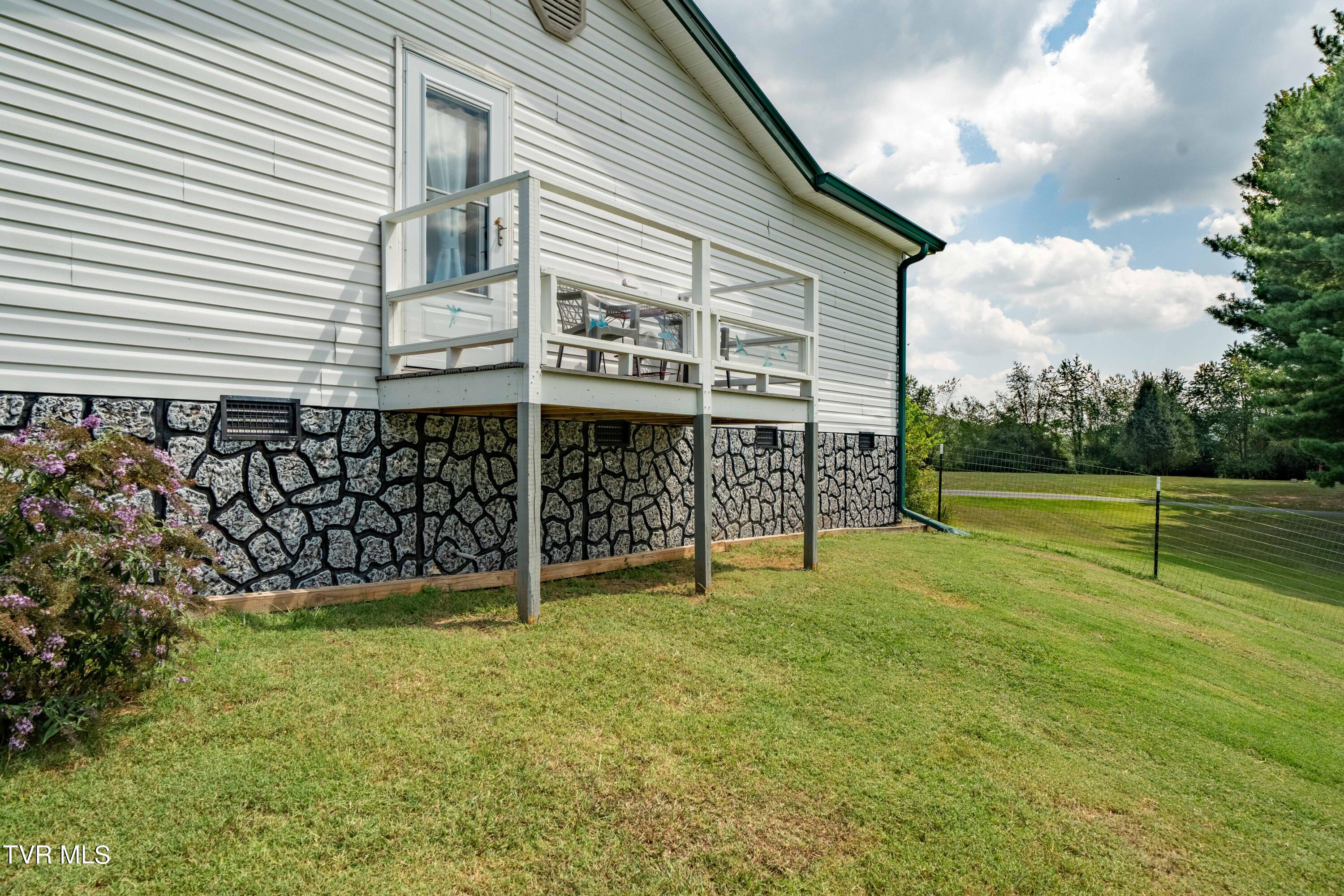 279 West Ridge Road Jonesborough, TN 37659 - Photo 76 of 82 279 W Ridge Rd (48 of 82)