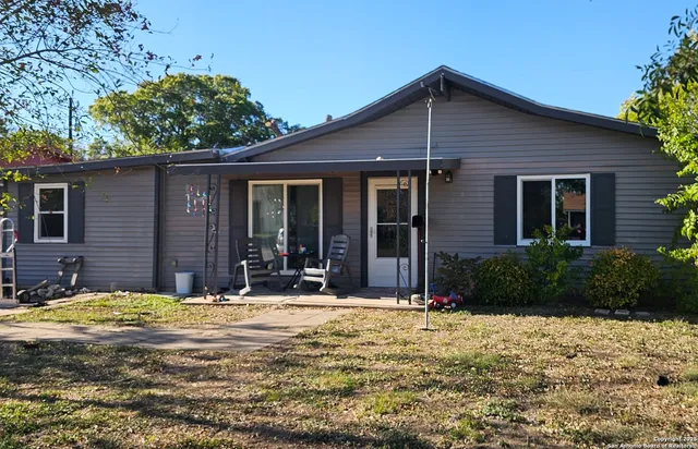 a house view with a outdoor space
