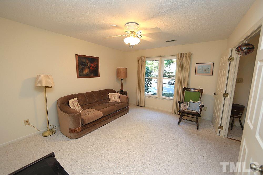 1506 Edgeside Court Raleigh, NC 27609 - Photo 9 of 23 Main floor bedroom adjacent to full bath