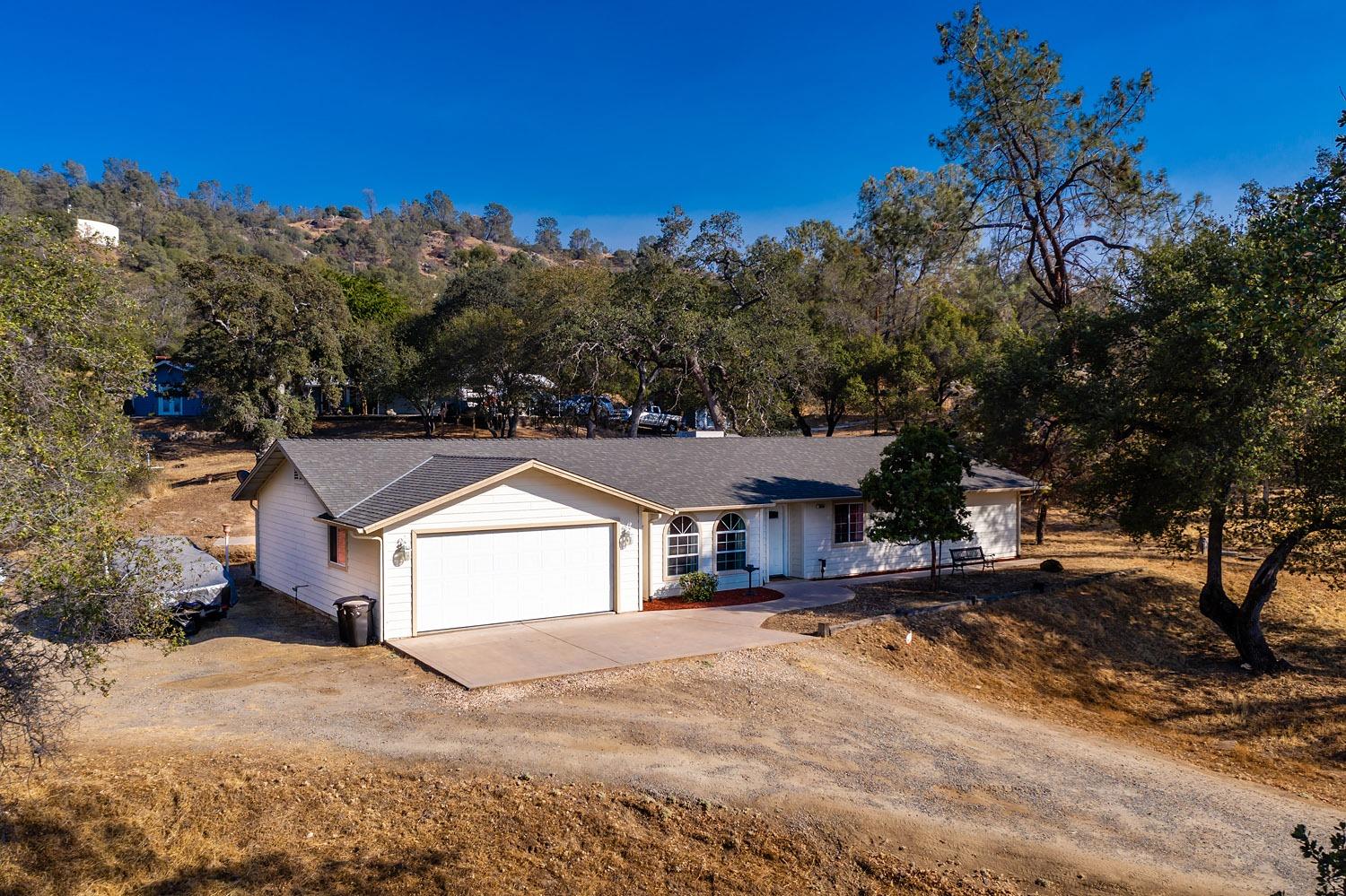 29849 Revis Road Coarsegold, CA 93614 - Photo 1 of 31 Gallery Image 1