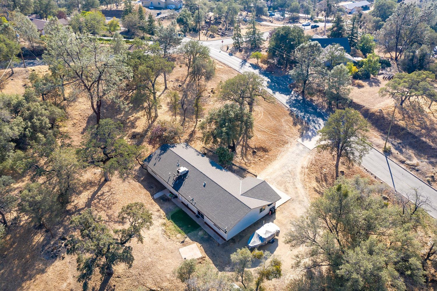 29849 Revis Road Coarsegold, CA 93614 - Photo 3 of 31 Gallery Image 3