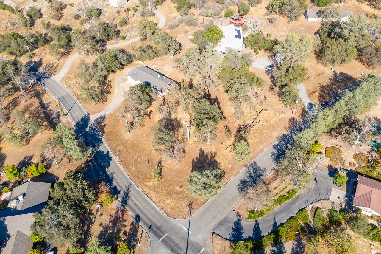 29849 Revis Road Coarsegold, CA 93614 - Photo 30 of 31 Gallery Image 30