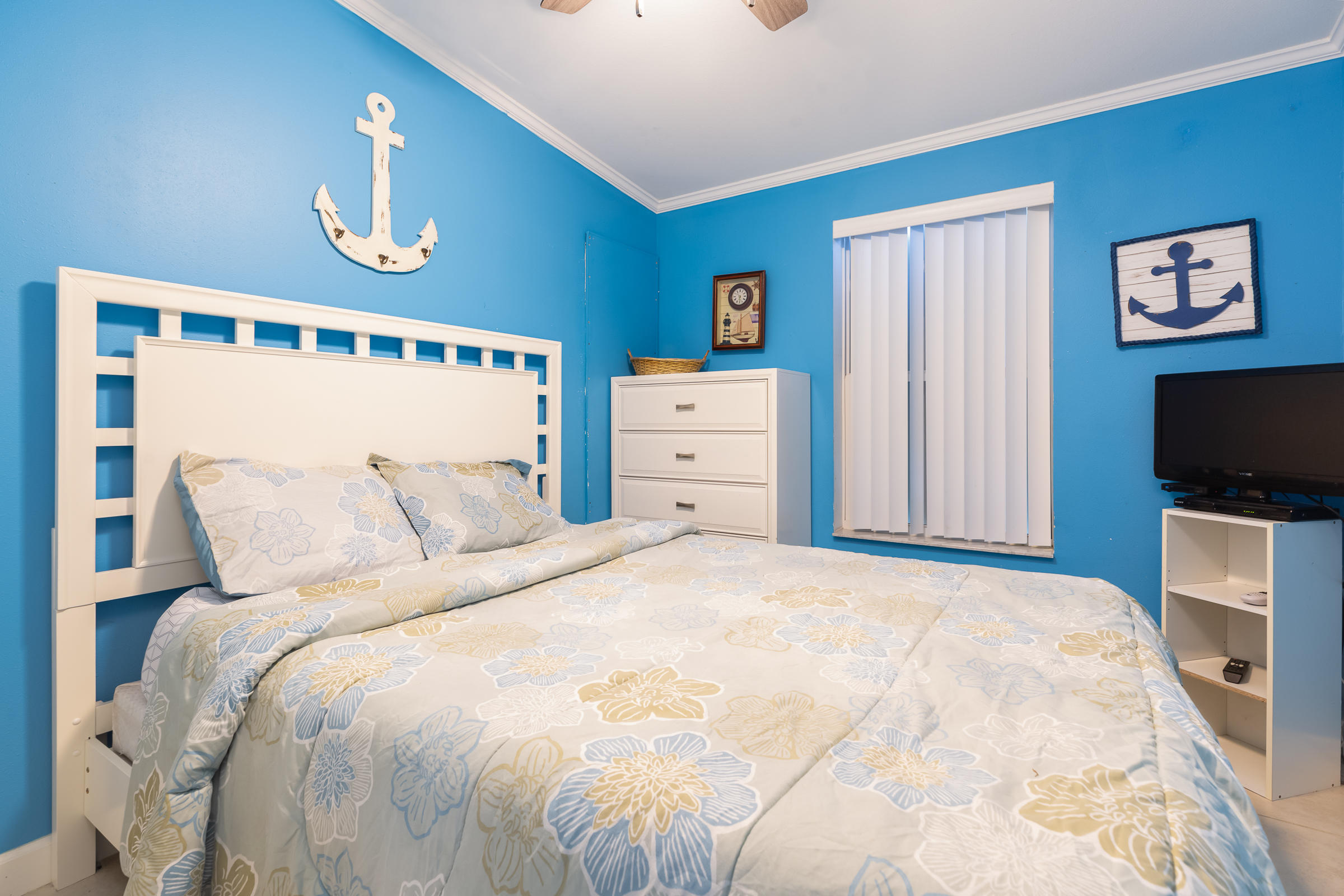 308 Vaca Road Key Largo, FL 33037 - Photo 19 of 31 7F6A9810-Edit