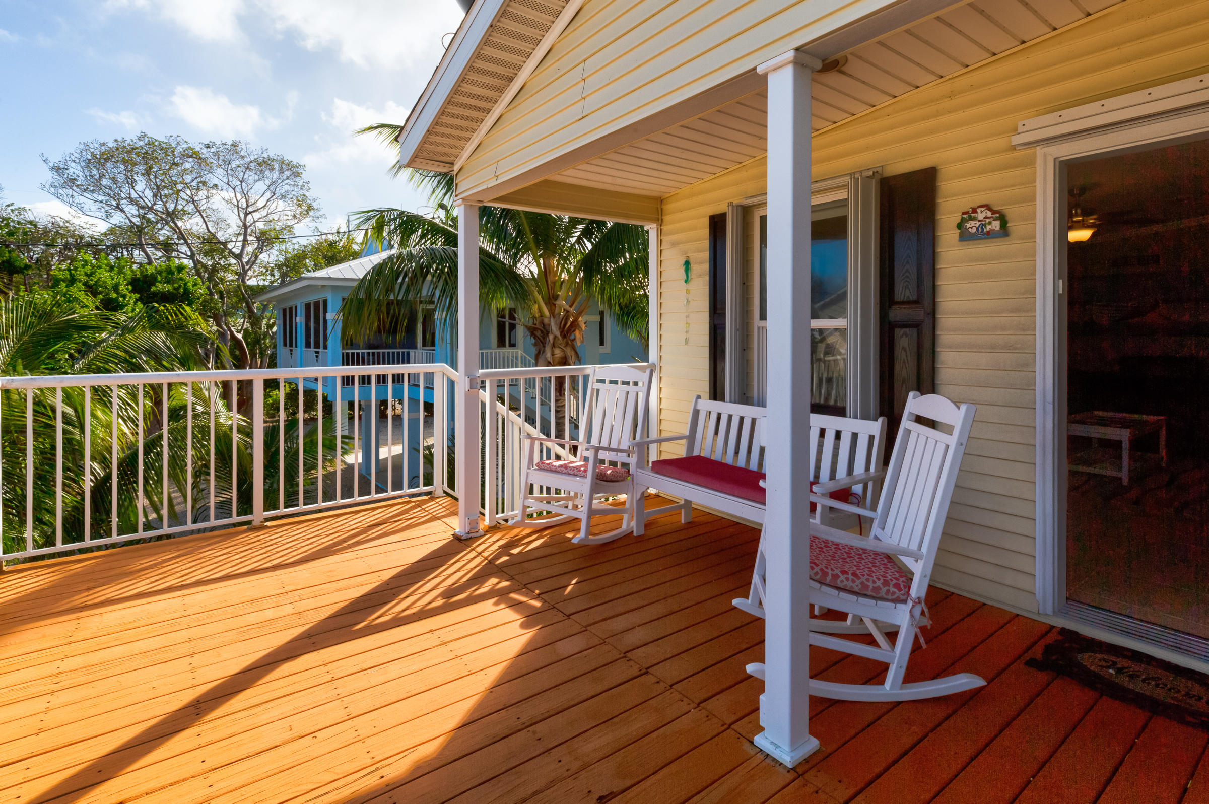 308 Vaca Road Key Largo, FL 33037 - Photo 25 of 31 7F6A9689_90_91